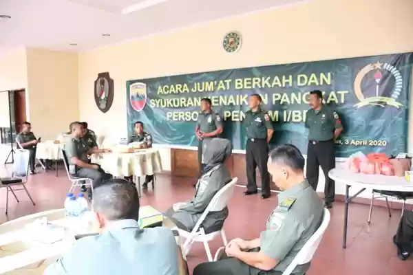 Lima Prajurit Pendam I/BB Peroleh Kenaikan Pangkat
