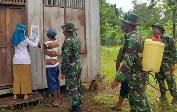 Bersama Lintas Sektoral di Papua, Satgas Pamtas Yonif 411 Kostrad Terus Perangi Virus Corona