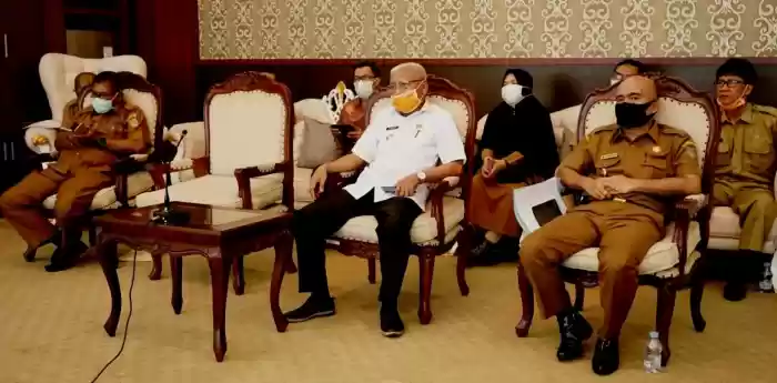 Soal Penanganan Covid &ndash; 19 Bupati Asahan Vidcon Bersama Mendagri