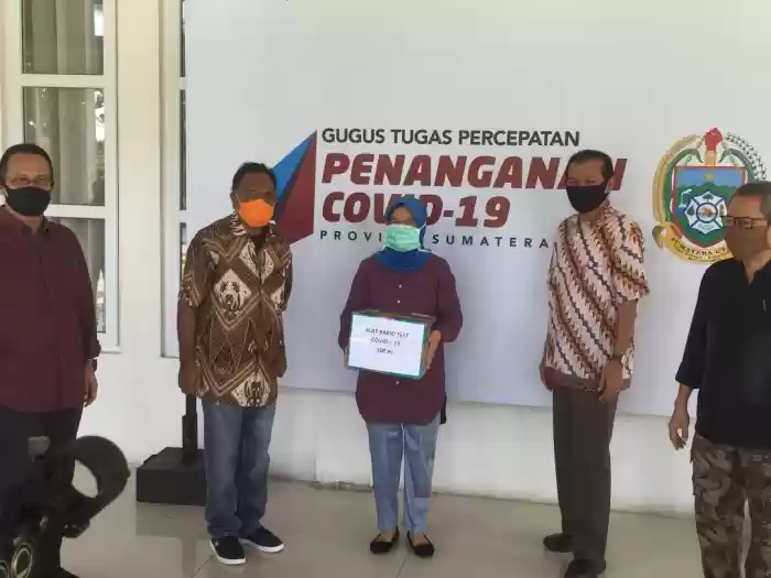  GTPP Covid-19 Sumut Terima  Bantuan Rapid Test dan Beras