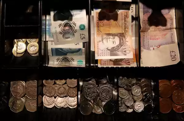 Menkeu Inggris Anggarkan Dana Milliaran poundsterling 