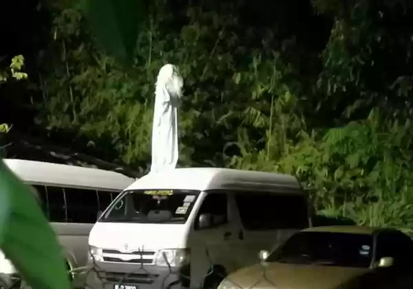 Warga Tak Memathu Aturan Pemerintah, "pocong" Keluar Malam Hari