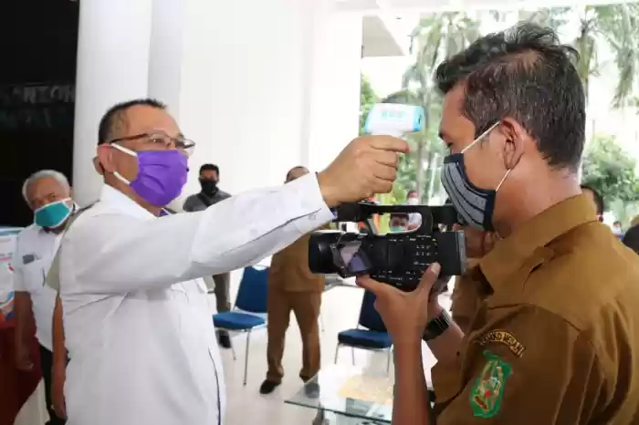 Lions Club Distrik 307 A Dan Capital Grup Bantu Pemko Medan Atasi Covid-19