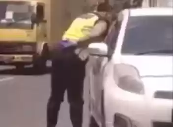 Perbuatan Oknum Polantas Viral di Medsos, Apa Hukuman Yang Pantas...?