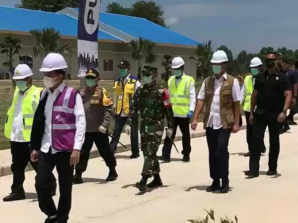 Pangdam I/BB Dampingi Presiden Jokowi Tinjau Kesiapan RS Khusus di Pulau Galang  