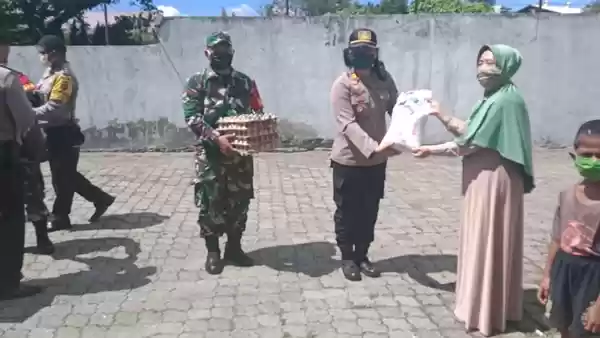 Polsek Medan Baru Salurkan Bansos untuk Sejumlah Panti Asuhan