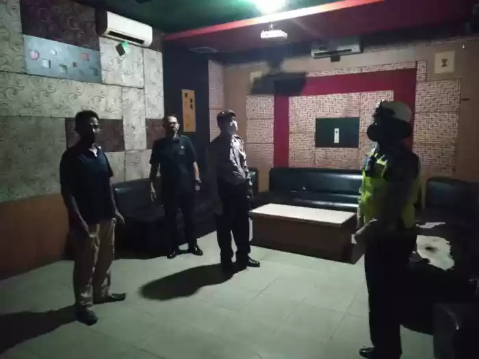 Polres Tanjungbalai Menutup Tempat Hiburan dan Himbau Masyarakat Tak Berkumpul