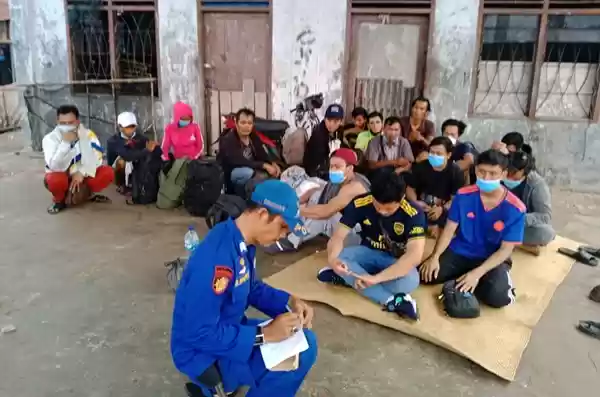Polres Tanjungbalai Jaring Belasan TKI Ilegal