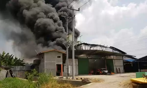 Tempat Usaha Meubel di Marelan Ludes Terbakar, Dua Orang Luka Ringan