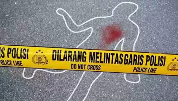 Tak Senang Dimaki di Depan Umum, Pisau Melayang ke Perut