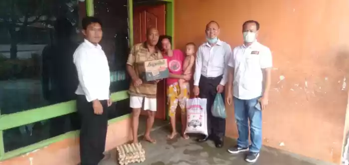 Sat Narkoba Polres Sergai Bantu Warga Kurang Mampu