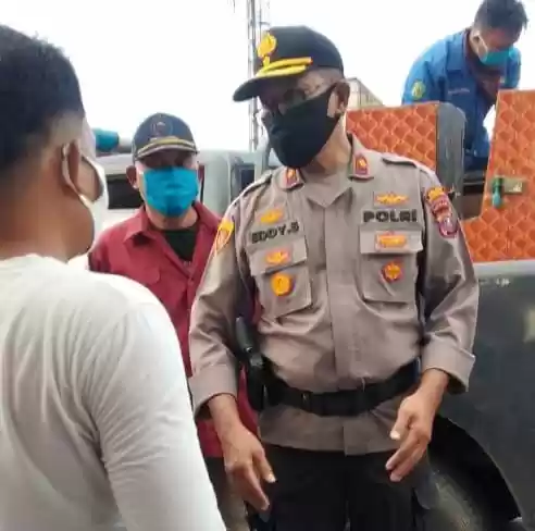 Polsek Medan Labuhan Bersama Relawan Pandemi Brantas Judi