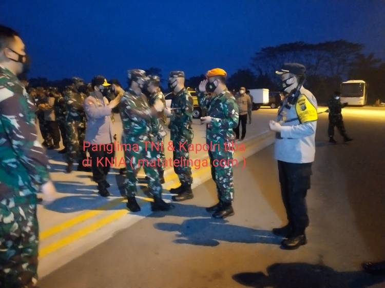 Panglima TNI, Bersama Kapolri Tiba di KNIA