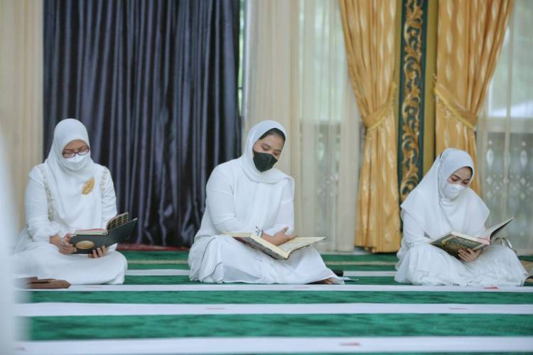 Pengajian Ramadhan TP PKK Kota Medan dirangkai dengan Khataman Al Qur'an