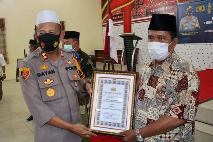 Wali Kota Apresiasi Pemberian Penghargaan pada Posko PPKM Berbasis Mikro Terbaik di Wilayah Polres Pelabuhan Belawan