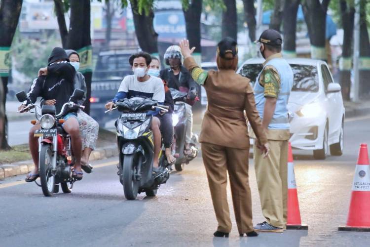 Pemantauan dan Pencegahan Asmara Subuh, Tim Gabungan lakukan Penjagaan di Bahu Jalan