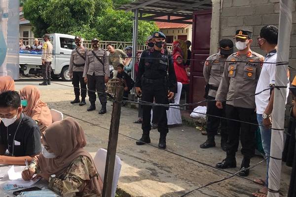 Danden Gegana Brimob Sumut Tinjau Kelancaran Pemungutan Suara Ulang di Kabupaten Labuhanbatu