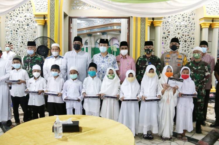 Wali Kota Medan Manfaatkan Safari Ramadhan Untuk Berbagi Dengan Anak Yatim Piatu