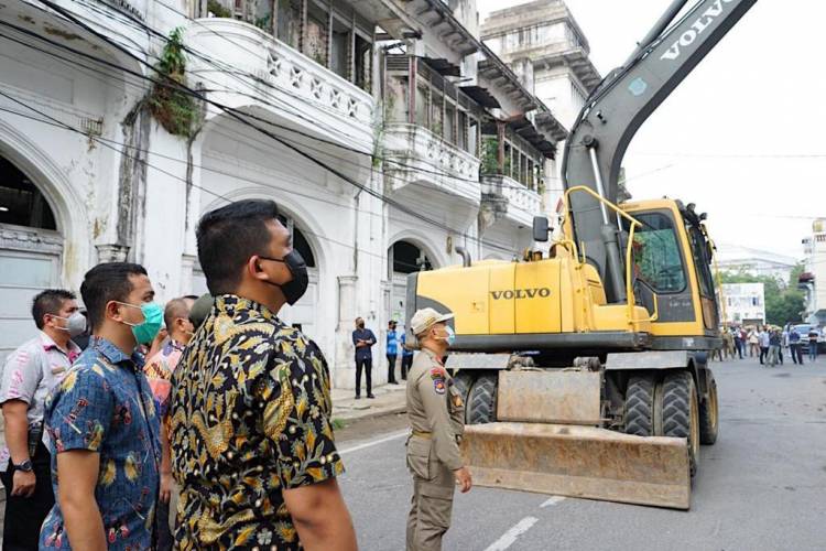 Tindak Bangunan Bermasalah, Bobby Nasution Selamatkan PAD Rp 250 Juta dalam Sebulan