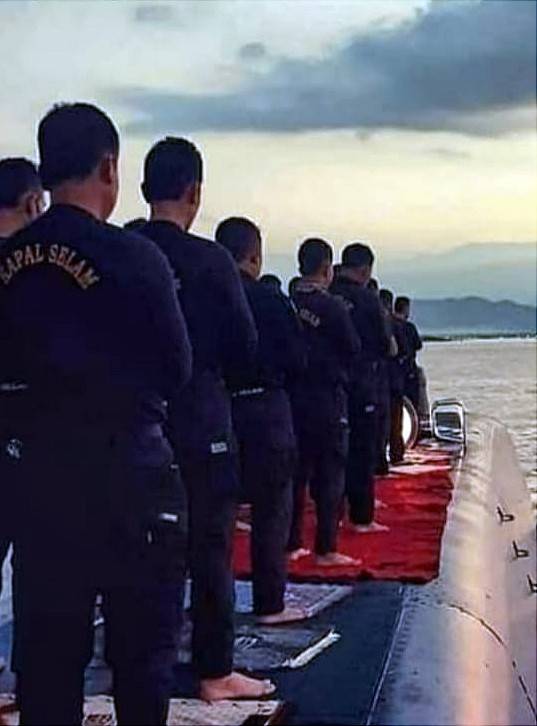 Mata Berda Asmara Masih Memerah, Mendengar Kabar KRI Nanggala 402 Tenggelam