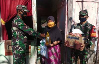 Peduli TNI di Bulan Suci Ramdhan pada Lansia