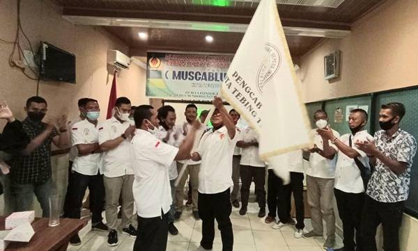 Boyni Efendi Resmi Pimpin ISSI Tebingtinggi