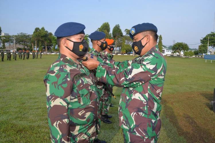 26 Orang Personel Lanud SIM Mendapatkan Kenaikan Pangkat Satu Tingkat