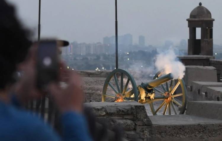 Telah Berusia Ratusan Tahun, Mesir Tembakkan Meriam, Ada Apa ?
