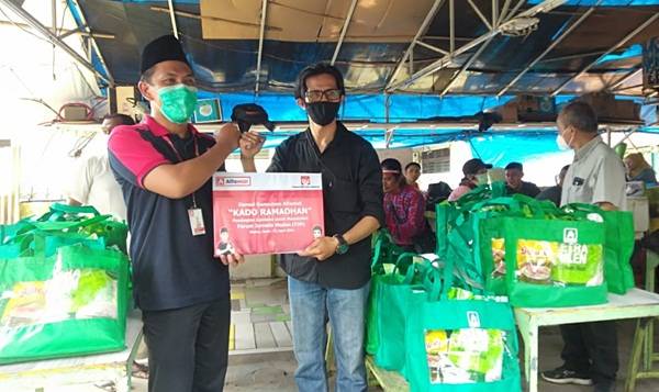 Alfamidi Salurkan Paket Sembako untuk Forum Jurnalis Medan