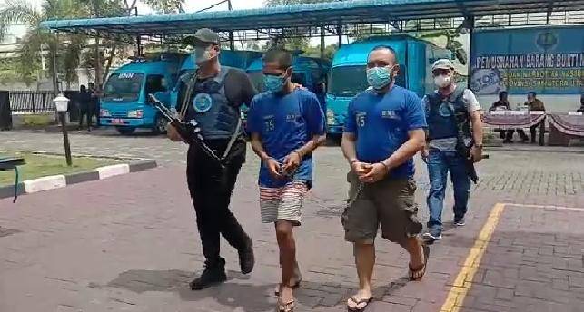 Edarkan Ganja di Kampus, Seorang Mahasiswa dan Alumni Universitas Negeri di Kota Medan Ditangkap BNNP Sumut