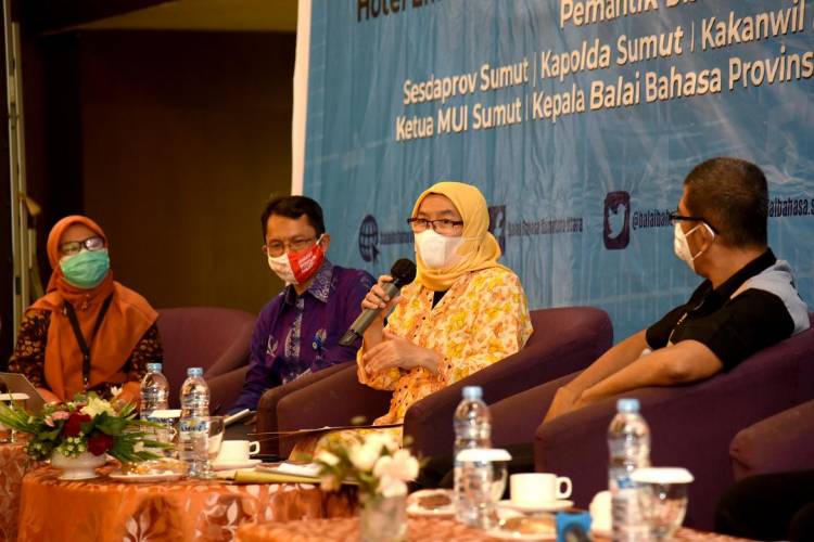 Sabrina : Bahasa Menunjukkan  Keluhuran Suatu Bangsa