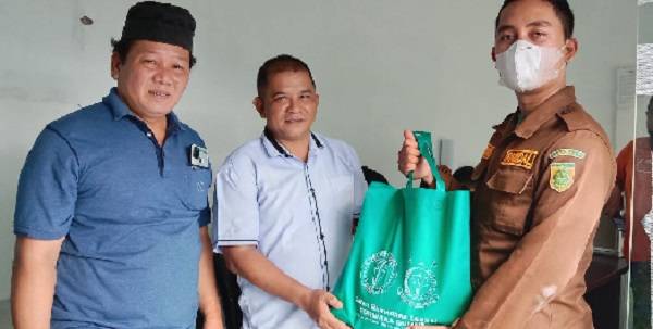 Dukung BSL Tim Safari Ramadhan Forwaka, Edy Rahmayadi Bantu Ratusan Paket Sembako