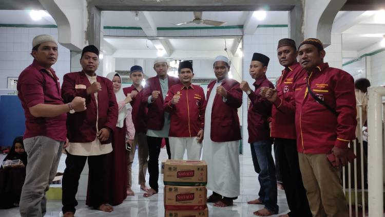 Tebar Kebahagiaan Ramadan, Pemuda Muslimin Medan Salurkan Migor  Gratis di 4 Kecamatan