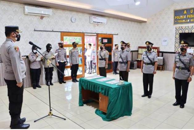 Kapolres Baru Padangsidimpuan Pimpin Sertijab