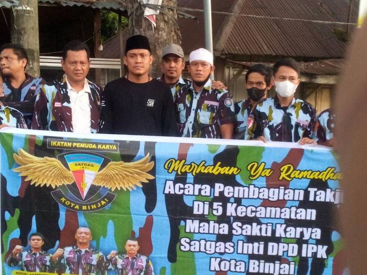 Satgas IPK Binjai Bagi Ratusan Bungkus Sate Untuk Menu Buka Puasa