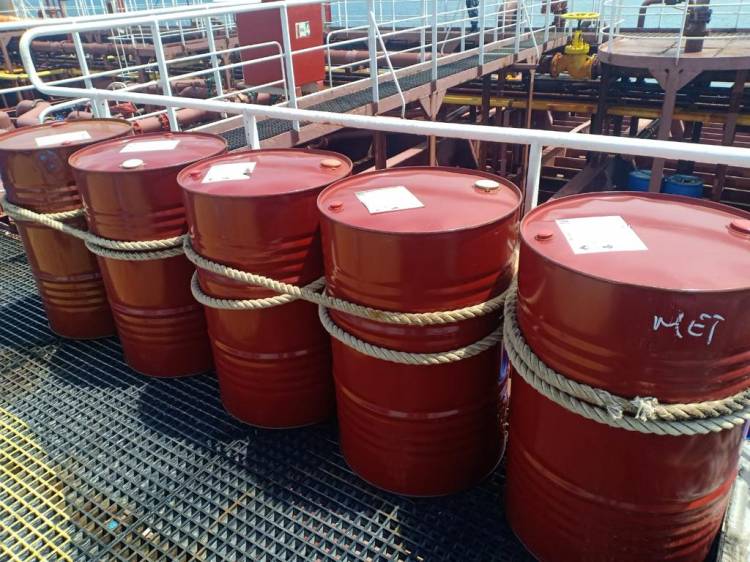 TNI AL Tangkap Kapal  Tangker Bermuatan Palm Oil
