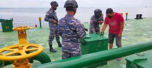 KRI SIGUROT-864 Kapal Bermuatan Turunan CPO Akan Seludupkan Ke Malaysia