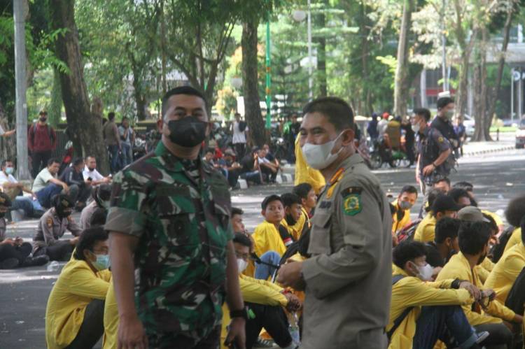 Kolonel Inf. Ferry Muzawwad Harap Mahasiswa Sampaikan Aspirasi Dengan Damai