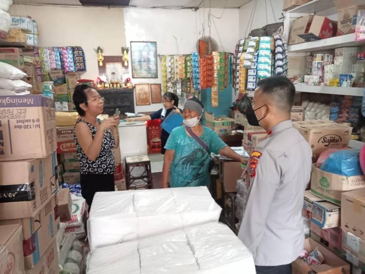 Cek Ketersediaan dan Harga Sembako, Kapolsek Medan Baru Blusukan Ke Pasar Pringgan