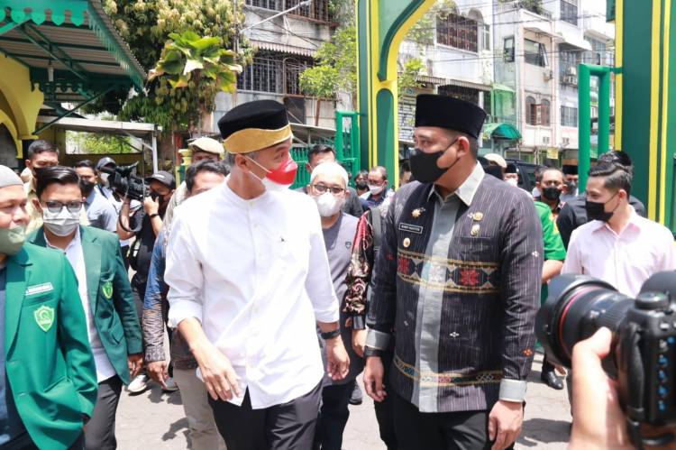 Bakal Jadi Tempat Luar Biasa, Ganjar Pranowo Dukung Bobby Nasution Benahi Kota Lama Kesawan