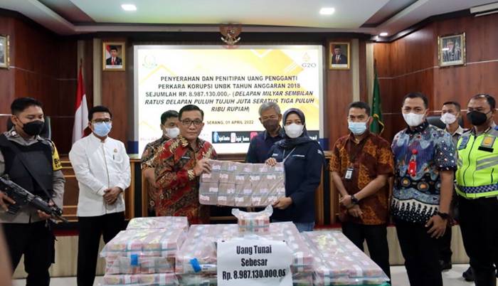 Kejati Banten Terima Penitipan Uang Pengganti Rp 8,9 Miliar