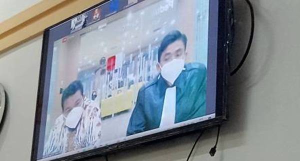 Terima Suap Rp100 Juta dari Sekda, Eks Wali Kota Tanjung Balai Dituntut 4,5 Tahun