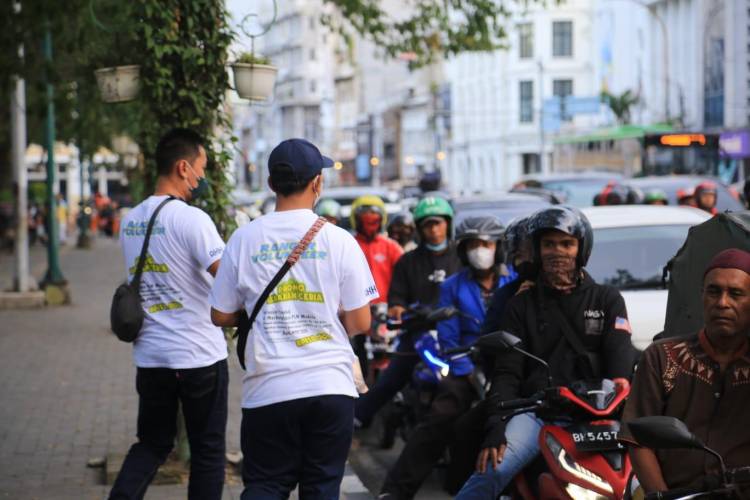 Indahnya Ramadhan, PLN Sumut Sosialisasi dan Berbagi Makanan Berbuka