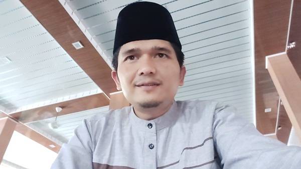 Membangun Kesalehan Individu dan Kesalehan Sosial