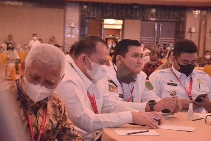 Bupati Labuhanbatu Ikut Seminar Haki di Medan