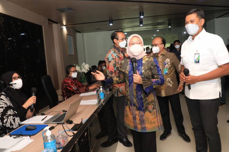 Memastikan Implementasi Program JKP, Menaker dan Dirut BPJS Ketenagakerjaan Gelar Dialog Dengan Peserta