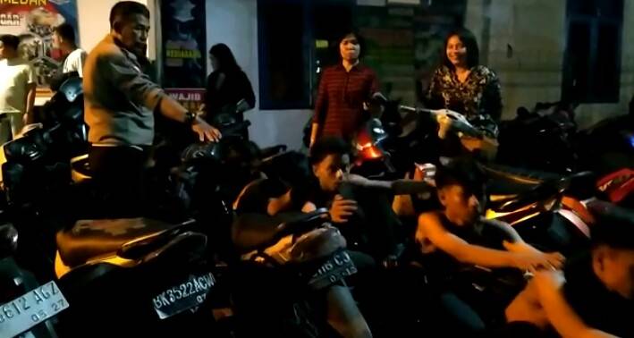 Puluhan Anggota Geng Motor Bersajam Diamankan saat Konvoi