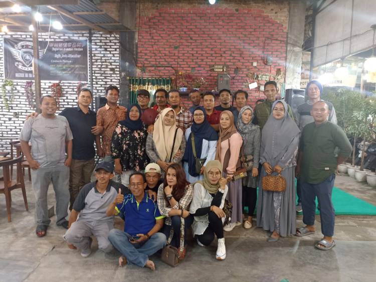 Halal-Bihalal Alumni SMP Kebangsaan  Tahun 1992, Taufik Hidayat Minta Teman Sejawat Respon Grup WA Soal Kemalangan