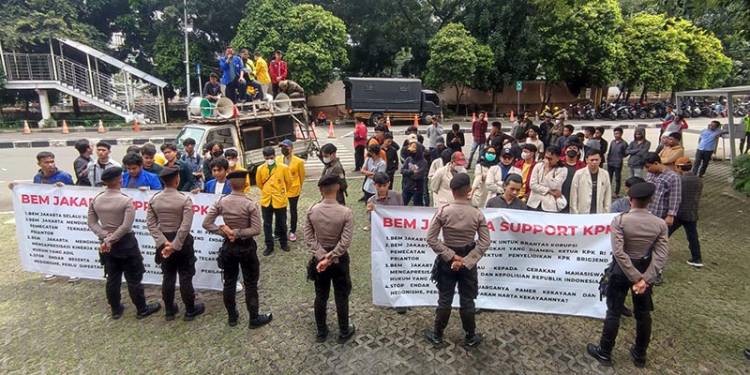 BEM Dukung KPK RI dan Firli Bahuri, Minta Endar dan Keluarga Hentikan Pamer Kekayaan
