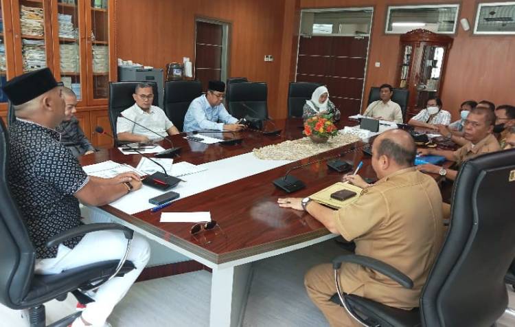 DPRD Medan Gelar RDP Terrkait Aduan Saur Situmorang